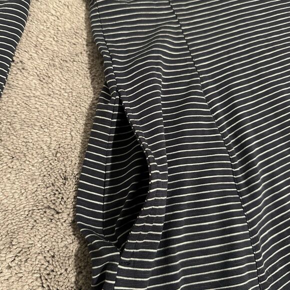 Toad & Co. Windmere Long Sleeve Dress Blue Striped M Hiking Outdoors Nature - Picture 4 of 10